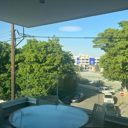 Phaedrus Living Coral Suites Aura 拉纳卡 外观 照片