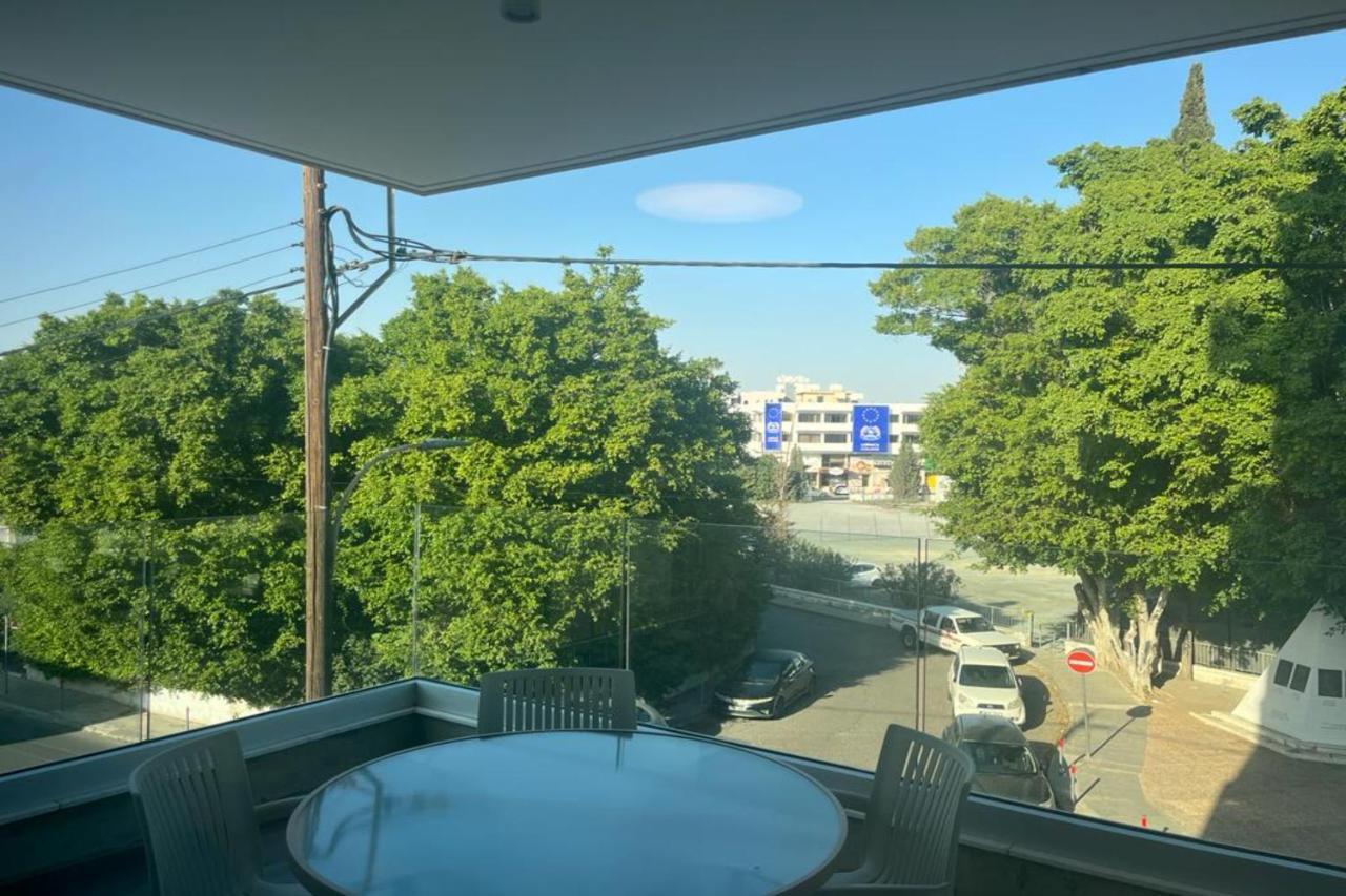 Phaedrus Living Coral Suites Aura 拉纳卡 外观 照片