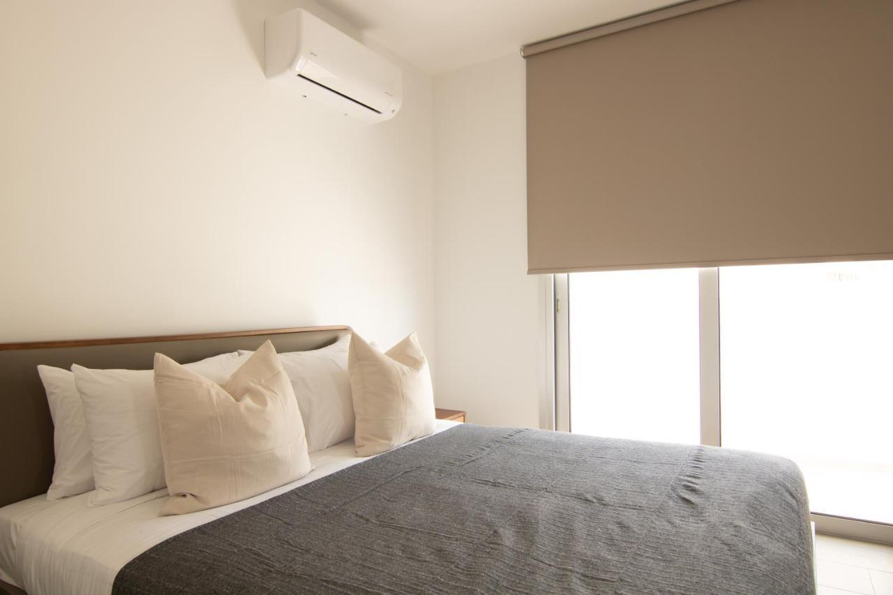 Phaedrus Living Coral Suites Aura 拉纳卡 外观 照片